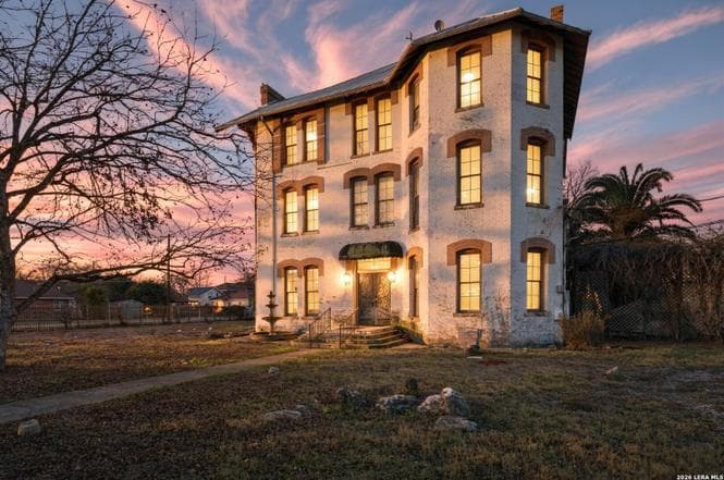 802 Kentucky Ave - Property Image